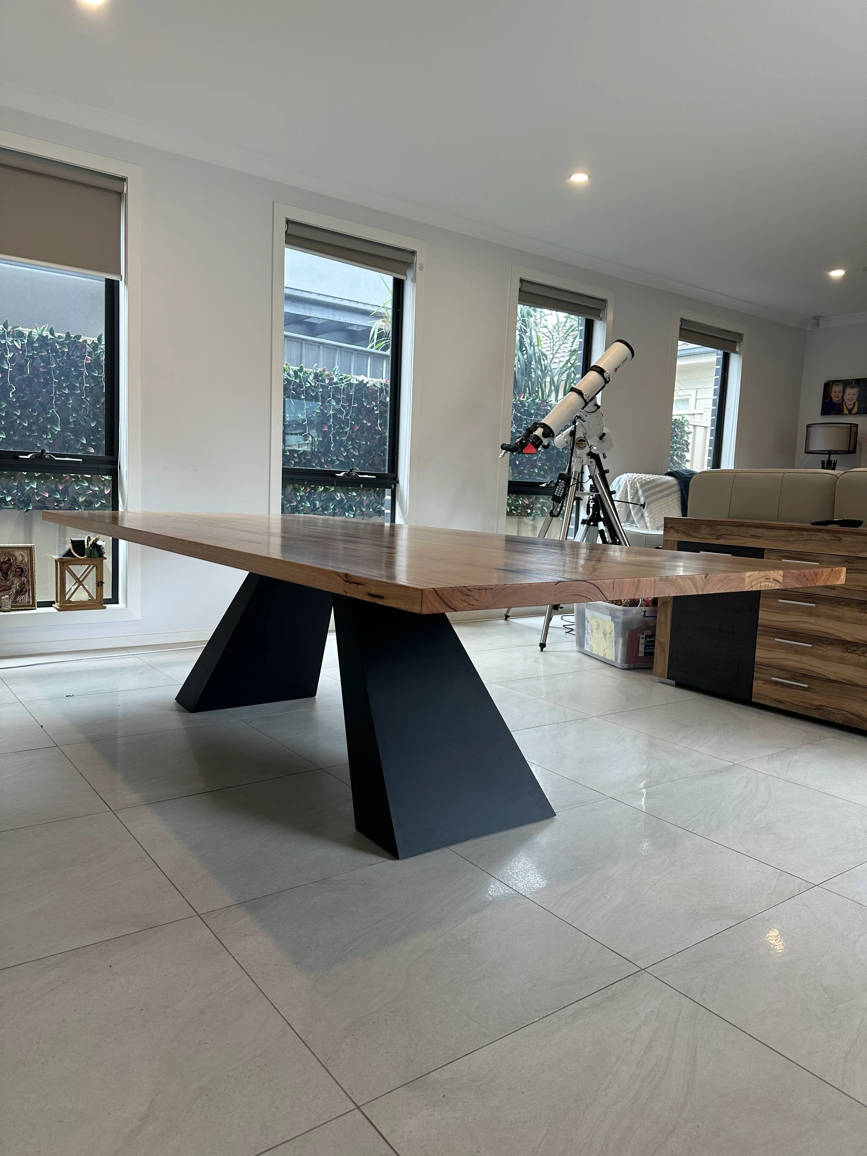 Monaco Dining Table - Image 3