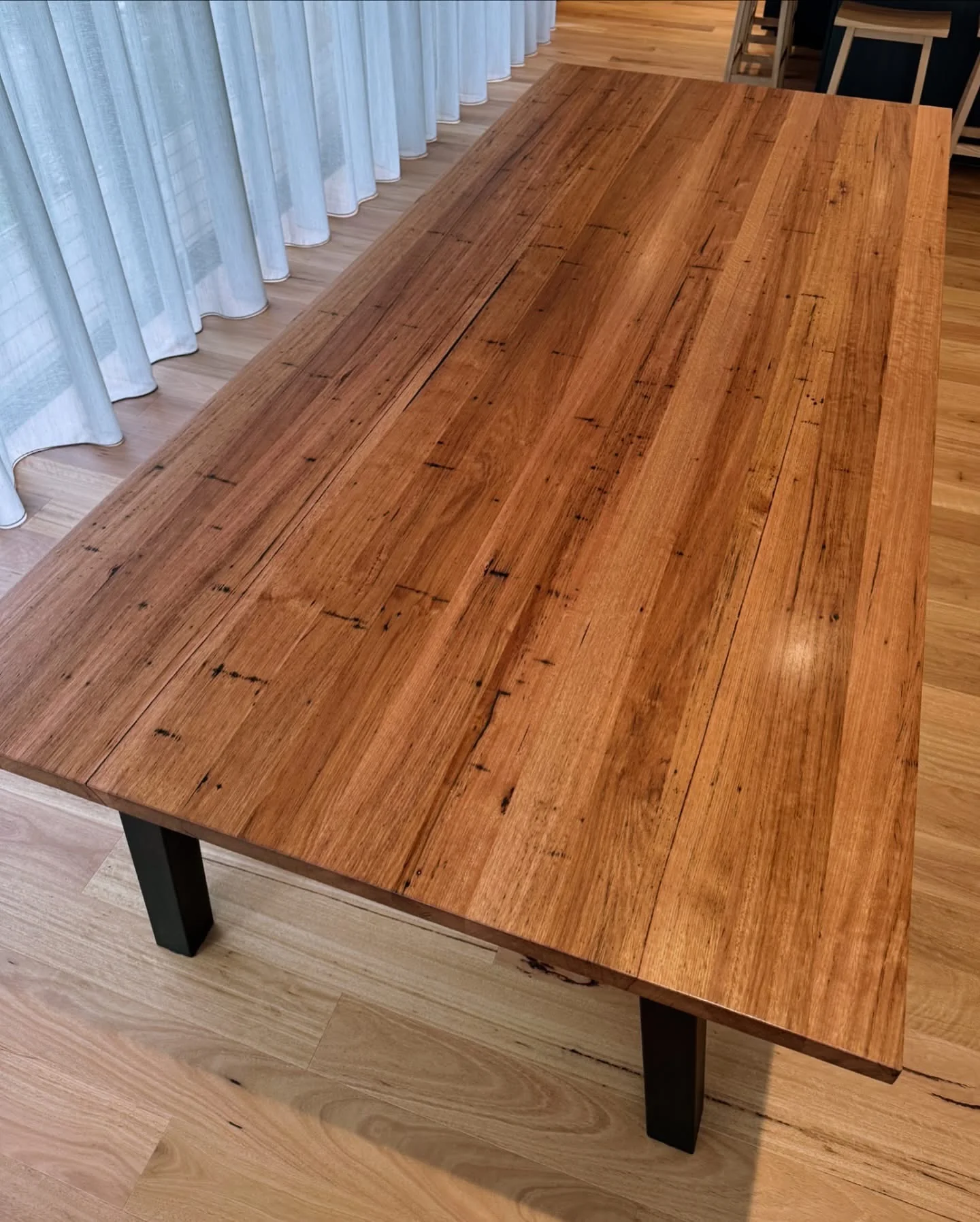 Montana Dining Table Reclaimed Hardwood - Image 3