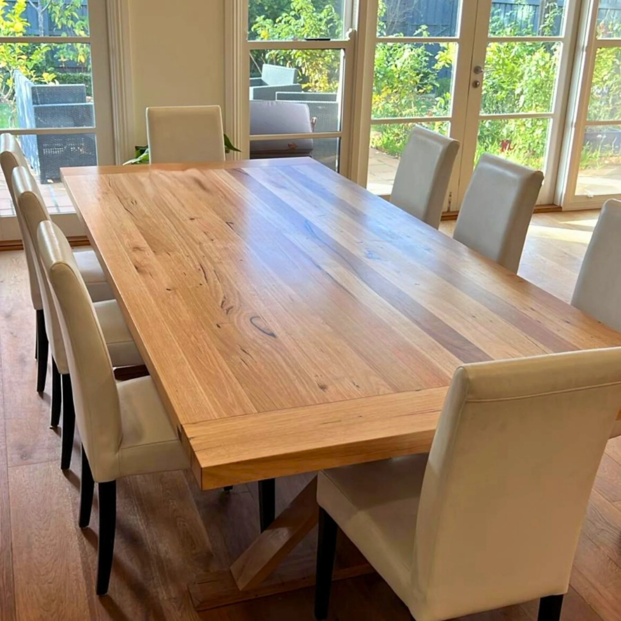 Provincial Dining Table - Image 4