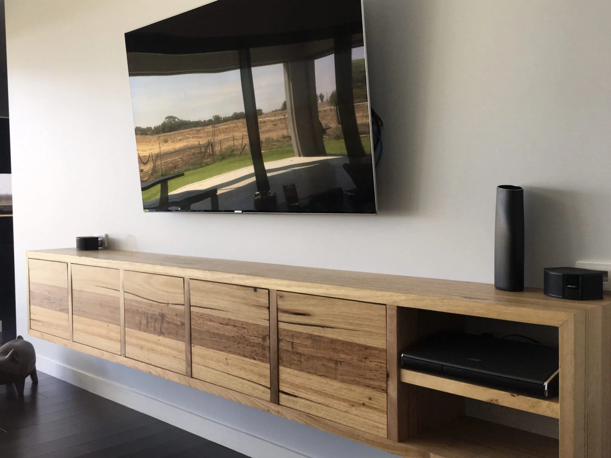 Soho Entertainment Unit- Floating - Image 3