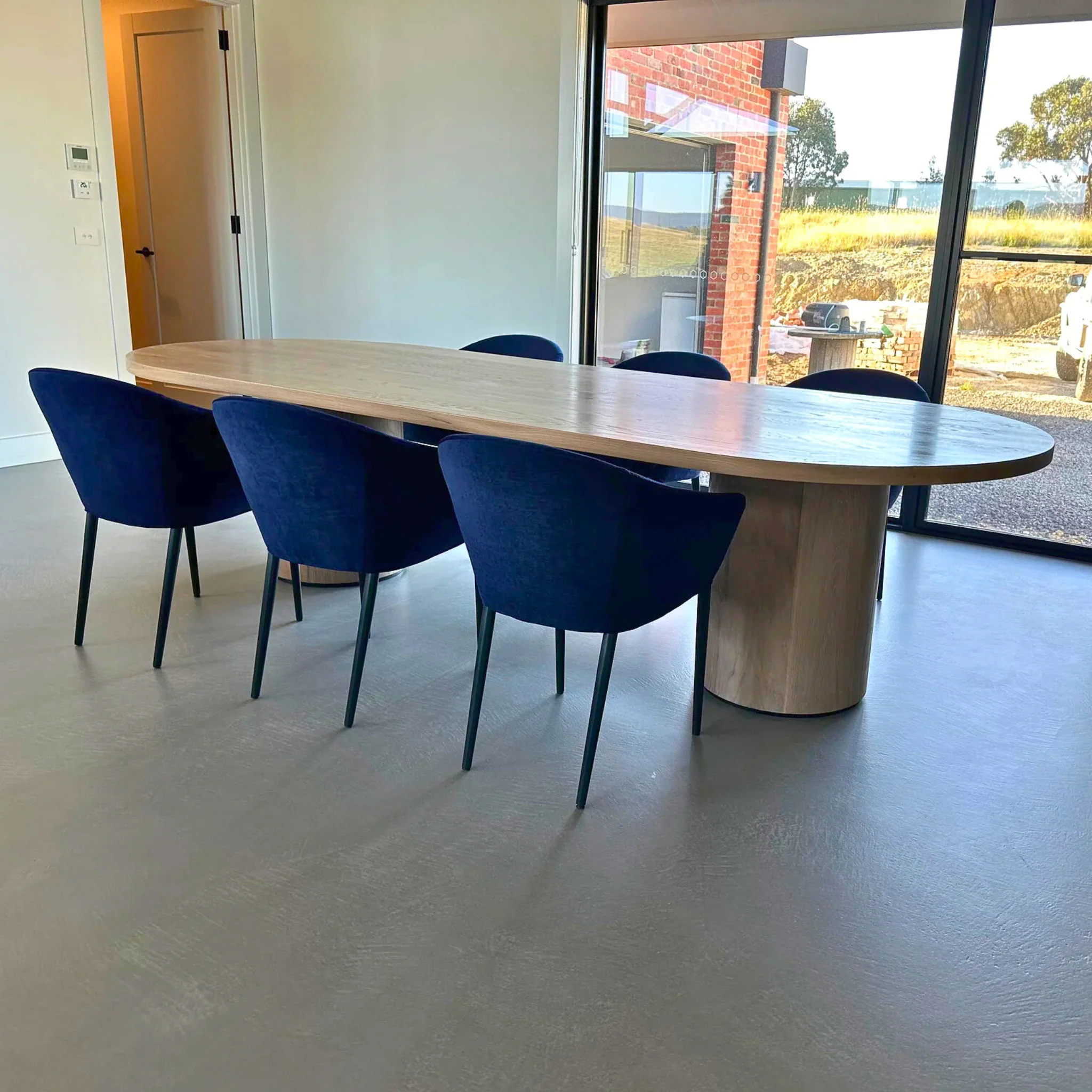 St Tropez Dining Table - Image 2